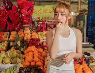 Sofia的城堡，资源一网打尽，爱丝的套图让人有点意外啊，不过你懂得。