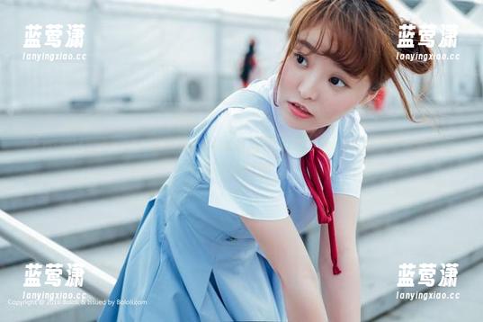 BoLoli菠萝社-K8傲娇萌萌Vivian BoLoli菠萝社 - 写真瞬间:K8傲娇萌萌Vivian和她高跟鞋间的微妙调调。