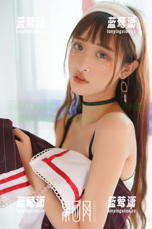 GIRLT果团网-莫雅琪 GIRLT果团网 - 奶牛和莫雅琪——巧妙搭配的高清图包,谁说这不“牛”呢?