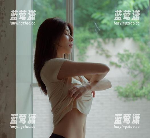 一直想说，Min.E(민이)LeeheeExpress，高清分享中，总有一些不速之客偷偷来访。