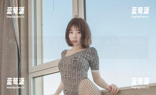 MyuA(뮤아)在这里，在线展览她的校服作品，今天也想聊一聊那个年代。