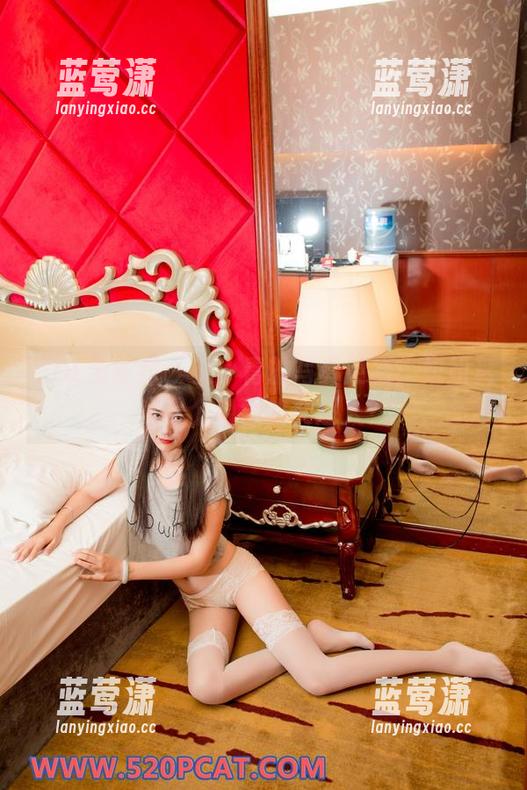 PDL潘多拉 - 艾小青的写真更新：姐姐其实是个隐藏的女超人？