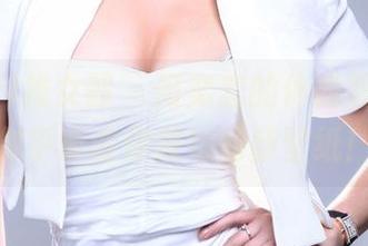 TuiGirl推女郎 - 何奕恋的体操服，美图似乎邀请你做她的新壁纸！