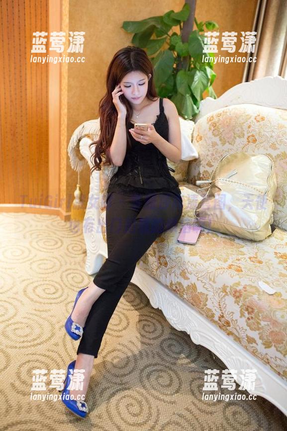 TuiGirl推女郎-李丽莎 TuiGirl推女郎 - 李丽莎高清套图,天使也有出门拍照的烦恼啊!