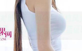 UGirls尤果网 - 李思宁的豹纹风火轮：图库精选，让人想问…有张猫证吗？