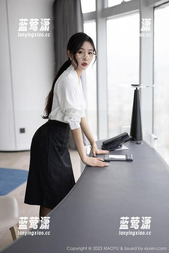 XIAOYU语画界 - 王馨瑶yanni的私拍瑜伽合集，轻松见状，巧妙又撩人。