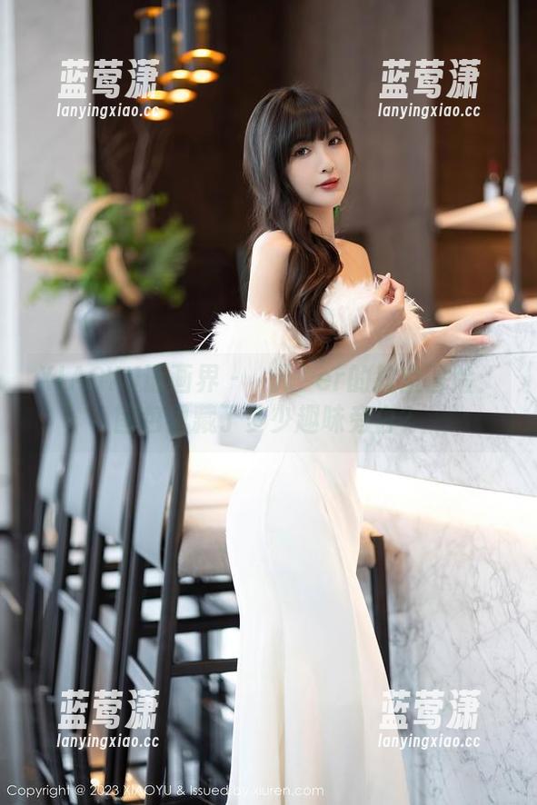 XIAOYU语画界 - 玥儿玥er的教室冒险：图包里藏了多少趣味旁白？