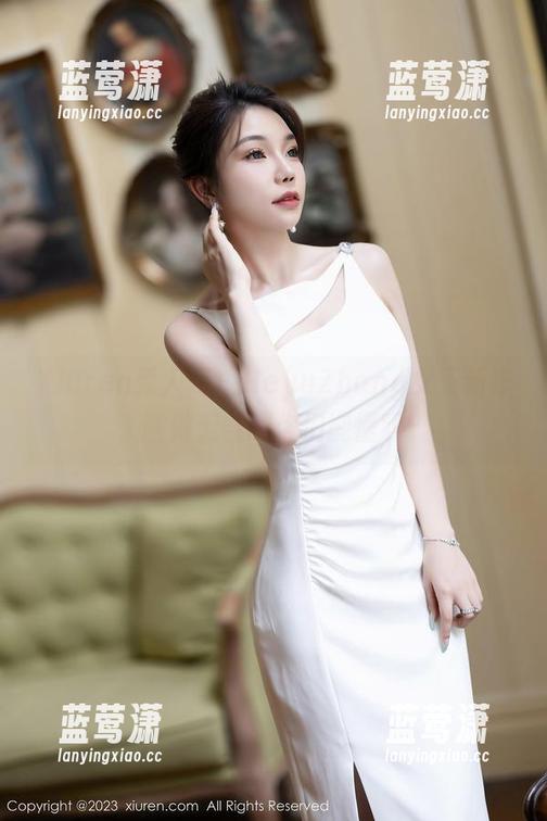 Xiuren秀人网-HeyuZhang Xiuren秀人网 - HeyuZhang女王新作,瞎做无益的你们能懂吗?