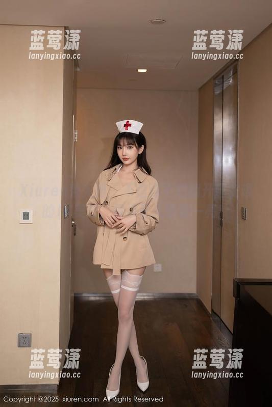 Xiuren秀人网-唐安琪 Xiuren秀人网 - 不信你不想翻开唐安琪的JK美图,保准让人眼前一亮!