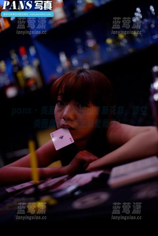 pans - 美惠子总能搞出些新花样，镂空美图我已经决定做壁纸了！
