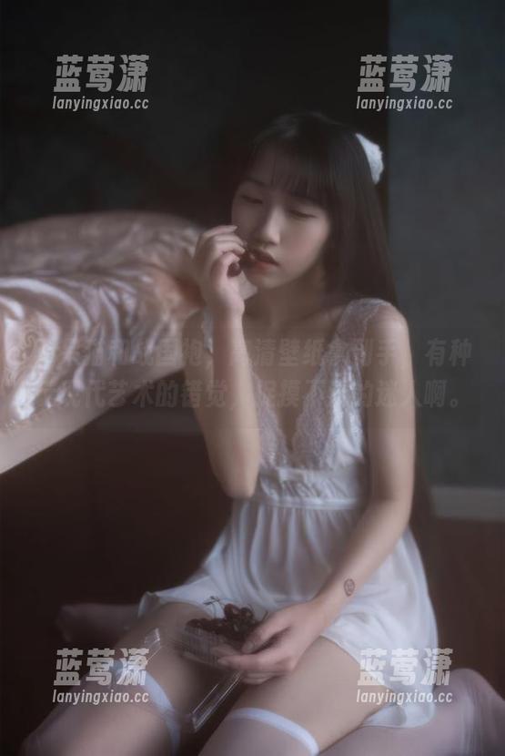 不呆猫 不呆猫和战国袍,高清壁纸拿到手,有种玩现代艺术的错觉,捉摸不透的迷人啊。