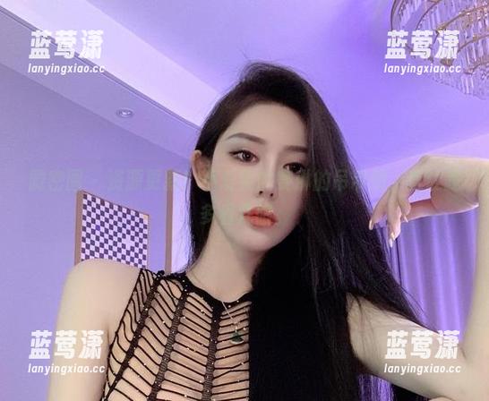 不爱笑的赛琳 微密圈 - 资源更新!不爱笑的赛琳的吊带照,直让我多看几眼。