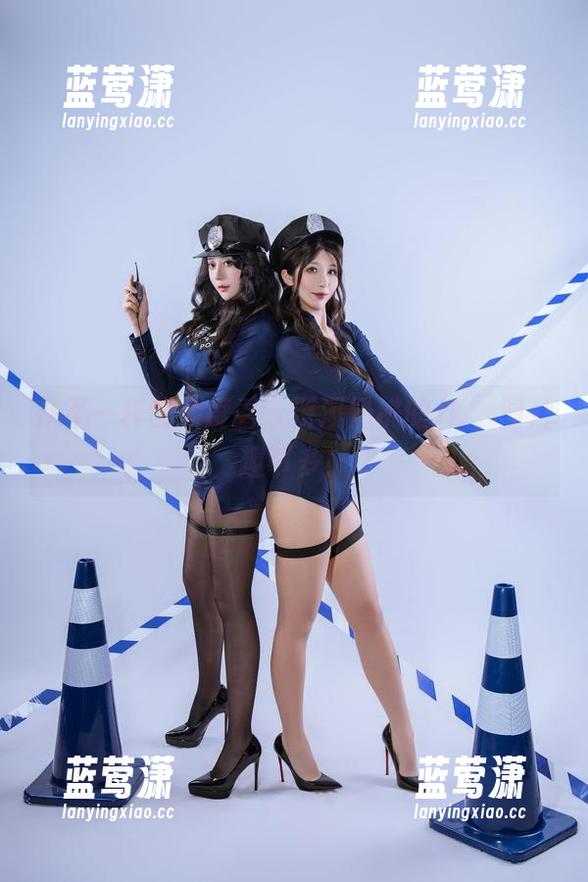 从不一样的角度看云溪溪奶桃的JK，图片趣事多！