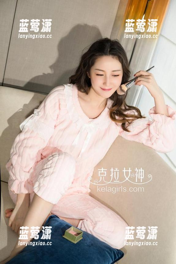 克拉女神-汤怡 克拉女神 - 最新送到的图库:汤怡和她的白衬衫,期待的小小波动。