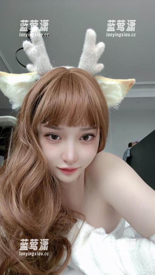 宋昱欣 微密圈 - 深入宋昱欣的图集:皮衣下的无声张扬