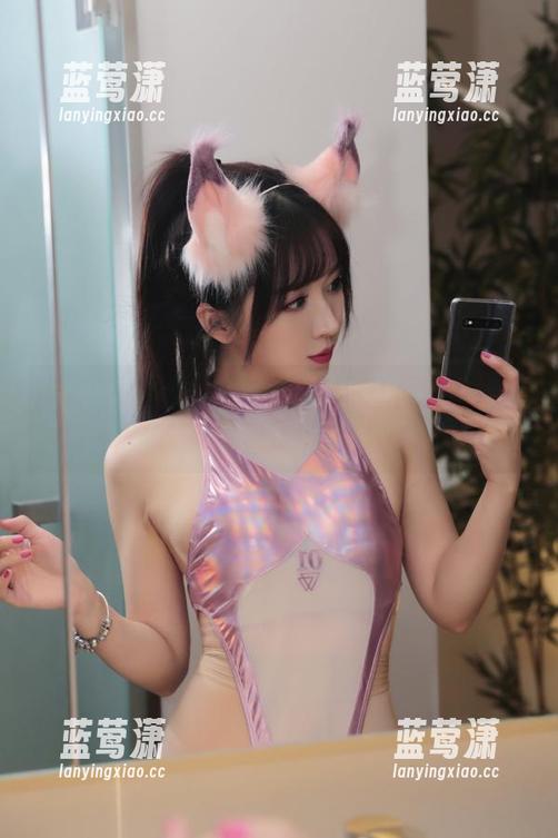 小女巫露娜 难以自拔,小女巫露娜黑丝OL更新上线,真我无法抗拒。