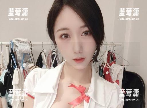 小玉吃果冻 微密圈 - 小玉吃果冻的黑渔网装扮,水下高级定制呀!原图可下载,别再犹豫了!