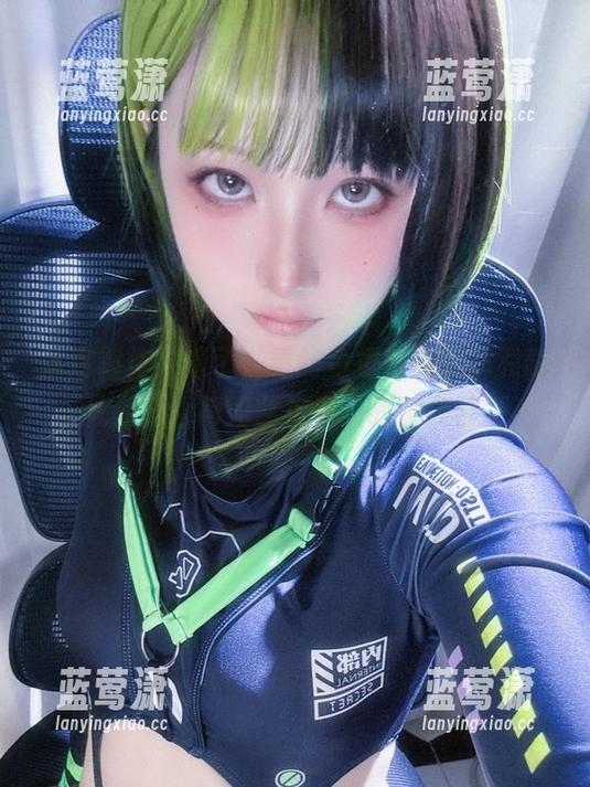 这定制作品绝了，看屿鱼把碧蓝航线和能代足结合得如此完美，我都羡慕。