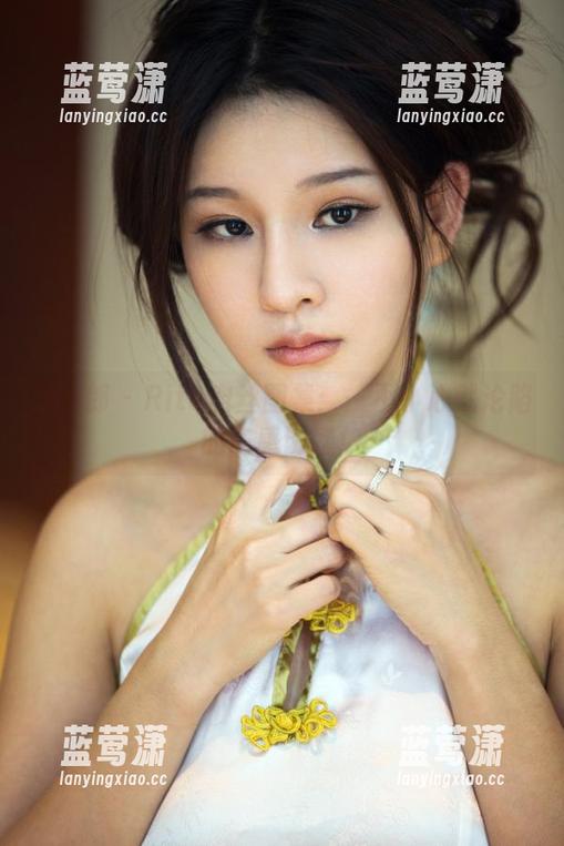 推女郎 - Rita肉丝图集：一不小心就沦陷的肉感诱惑！