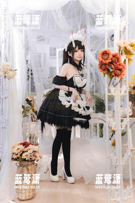 是三不是世w 是三不是世w的芭蕾小姐,作品质量高得不需要收费!