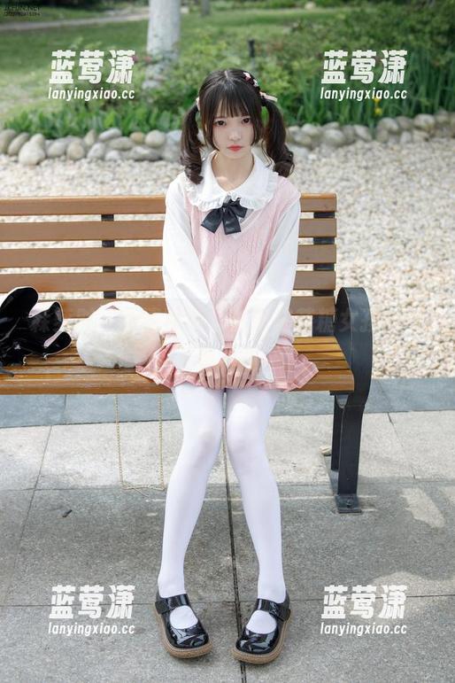 森萝财团 森萝财团高清写真:白丝棉花糖女孩,酥到掉渣