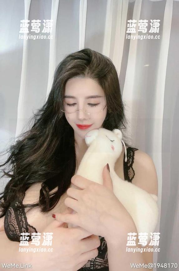 猪小七 微密圈 - 看猴子做体操,这次是猪小七的免费照片!