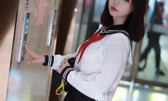 图片里的玉汇 kokuhui：穿一件白衬衫，摇身转个圈