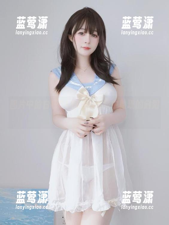 图片中的白银81和服，温泉中隐现的斜阳意境