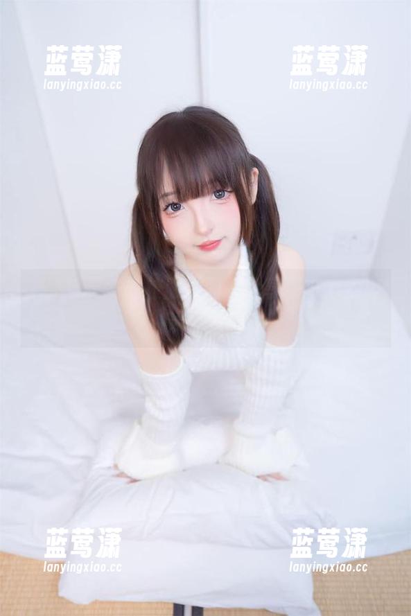 神楽坂真冬的校服原图，分享得小心别被羡慕嫉妒