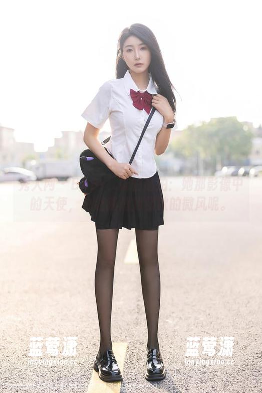 秀人网-BABY_柒 秀人网 - BABY_柒的私拍:她那影像中的天使,总让我想到初秋的微风呢。