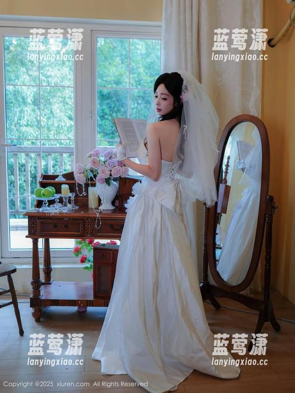 秀人网-安然儿 秀人网 - 写真之谜:安然儿的天台网盘翻阅指南