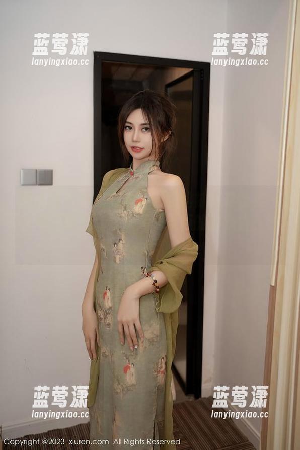 秀人网-容容容Alice 秀人网 - 容容容Alice的丝袜写真合集——看完我差点要去买一整柜的丝袜啦,真心话。