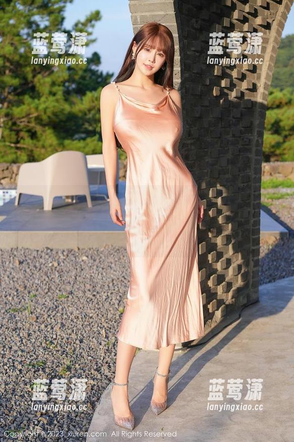 秀人网-李若汐 秀人网 - “李若汐”带来的最新写真,天使造型,果然只有我能把这当成平常河流…