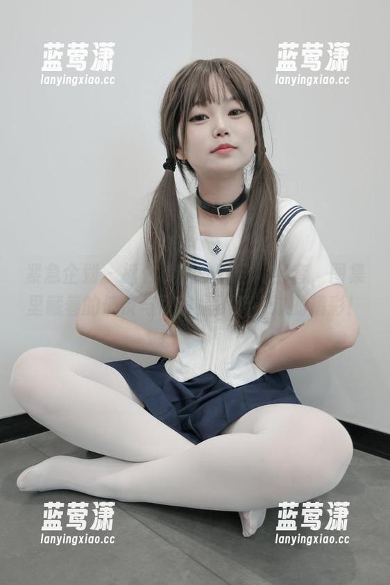 紧急企划 - 抓住小枫的双马尾全套，图集里藏着的俏皮与可爱是不能错过的精彩！