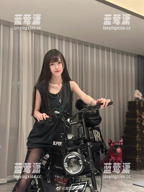 cos与剧情的结合，腐团儿Ikaros又在给我们上演一出好戏！