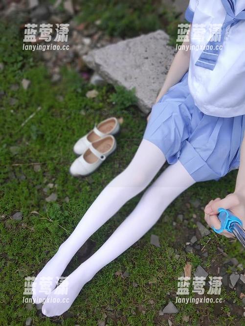 西尔酱的姐姐：小心职业病，爱上妹子的pose！