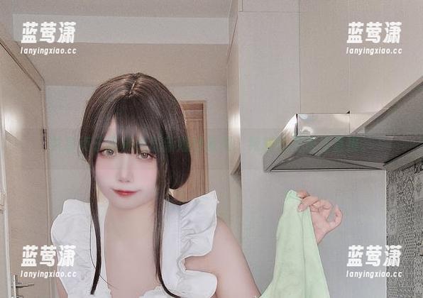 共享贞子蜜桃的最新婚纱系列，纯粹的浪漫与直接。