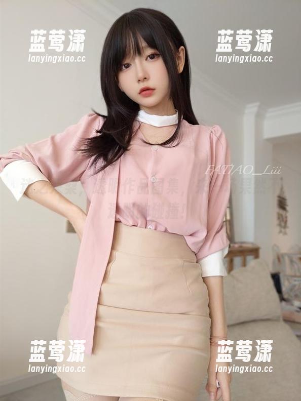 迷之呆梨，透明作品图集，来一场果然不透明的碰撞！