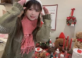 原图的红裙：闪月半的风采像是刚从童话里逃出来的仙女！