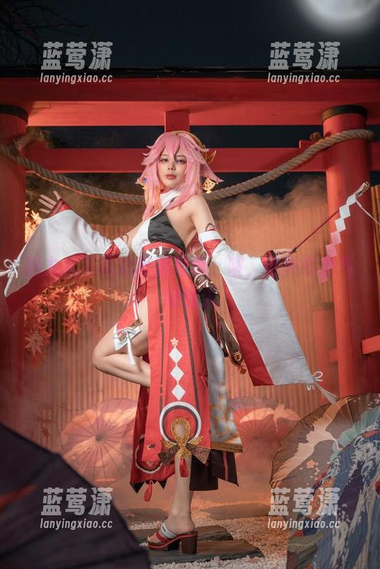 阿九从不咕咕校服写真，喔，这种书卷气好迷人